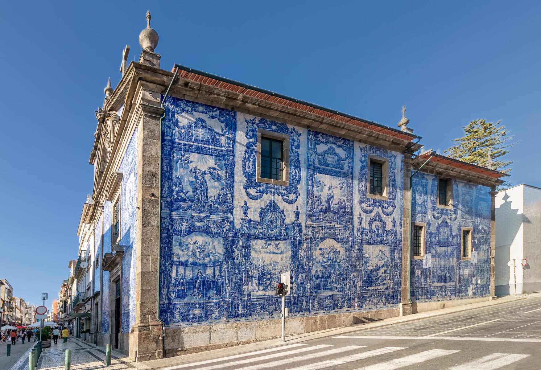 Explore the Charm of Porto, Portugal: A Guide